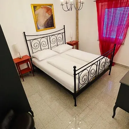Konte Opatija Apartment *